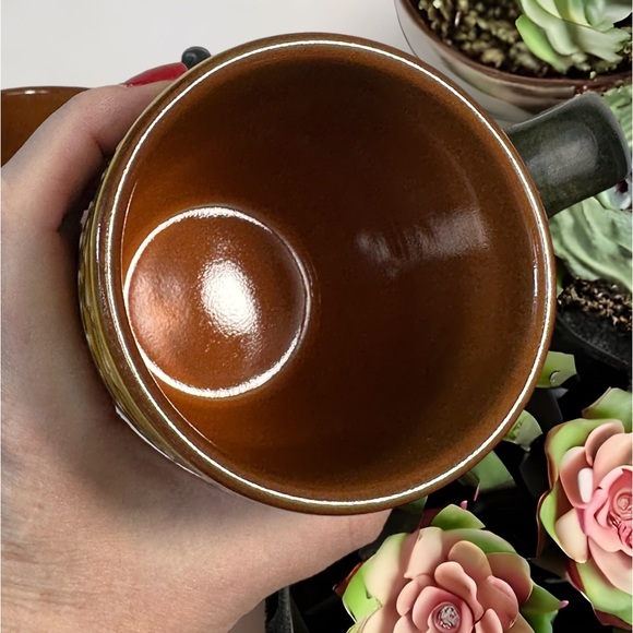 PIER 1 IMPORTS mugs sunflowers hand-painted terracotta set of two NEW burgandy - Picture 5 of 5